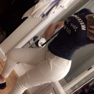 Meet your Posher, Sally